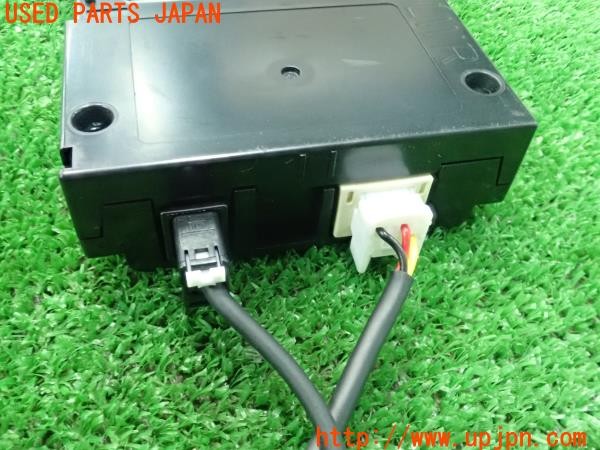 3UPJ=9227480503]C-HR ハイブリッド(ZYX11)純正ビルトイン 08686-00360 ETC車載器 中古_4