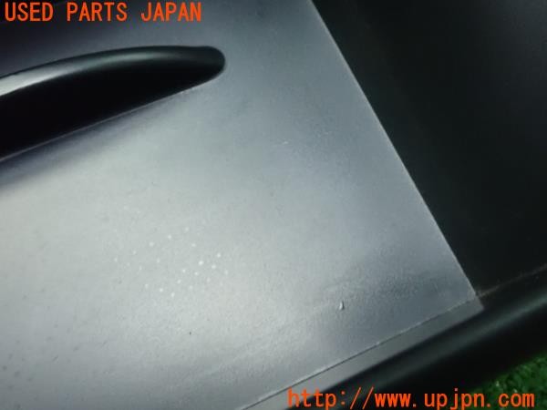 3UPJ=9227480652]C-HR ハイブリッド(ZYX11)メーカー不明 コンソールボックス トレイ USB2ポート HN16T02 中古_4
