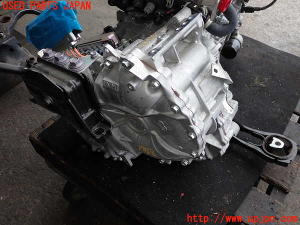 2UPJ-9227483010]C-HRハイブリッド(ZYX11)ミッション AT 2ZR-FXE 中古_2