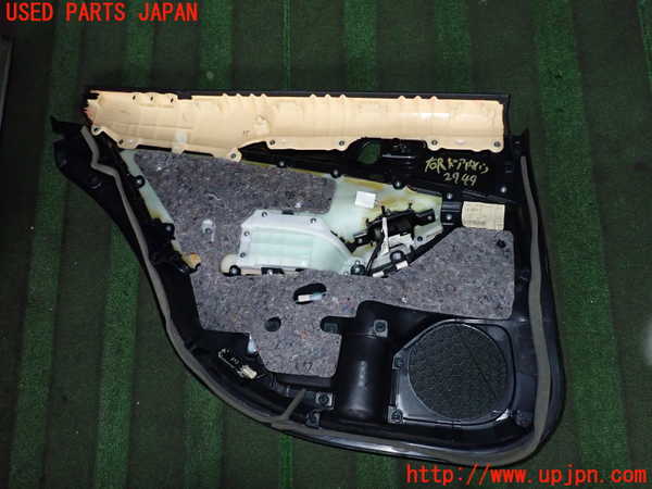 2UPJ-9227491294]クラウン アスリート ハイブリッド(AWS210)右後ドア内張り 中古_3