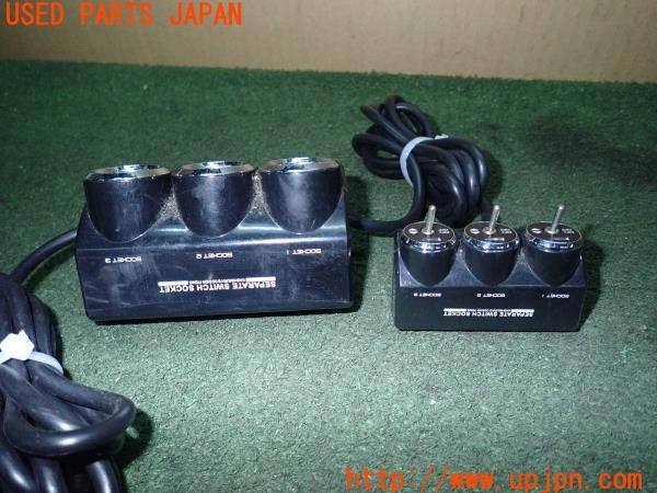 3UPJ=9227530512]ランサーエボリューション6 GSR(CP9A)Kashimura カシムラ 3連シガーソケット セパレートスイッチ 中古_3