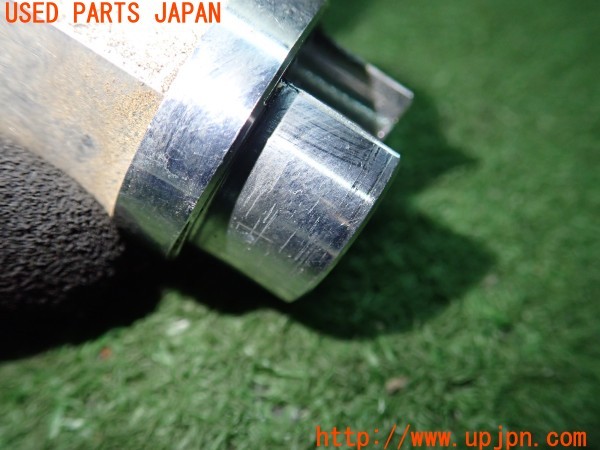 3UPJ=9227550401]BMW M3 クーペ(WD40 E92)前期 社外 右フロント テンションロッド カラー 中古_5