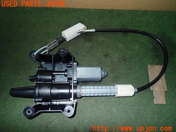 3UPJ=9227700566]マセラティ グラントゥーリズモ(MGT)純正 A2C53213223 電動パーキングブレーキアクチュエーター モーター 中古_3