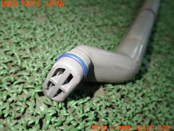 3UPJ=9227720703]ハイエースバン 200系(KDH205V 1型)純正 セパレートバー 中古_2