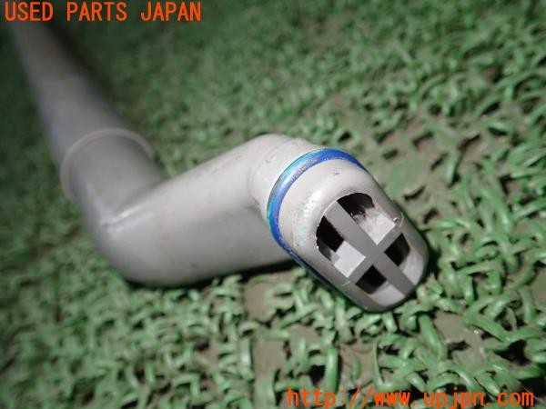 3UPJ=9227720703]ハイエースバン 200系(KDH205V 1型)純正 セパレートバー 中古_3