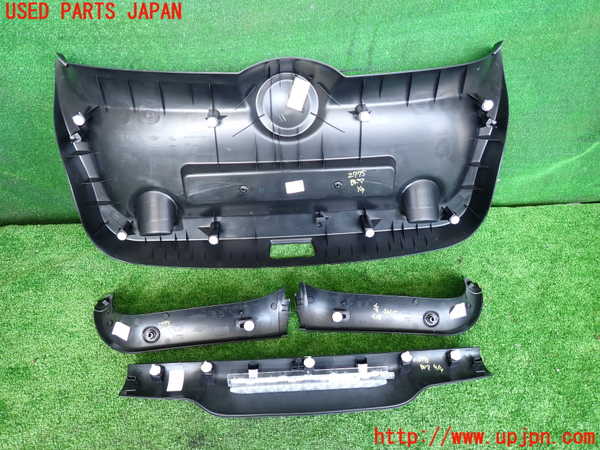 2UPJ-9227751578]BMW ミニ(MINI)クーパーD(XT15)バックドア内張り 中古  F55_2