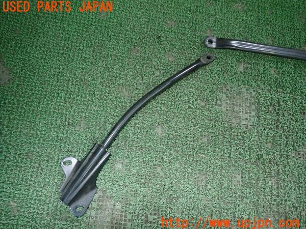 3UPJ=9227780705]アバルト 124スパイダー(NF2EK)純正 フロントタワーバー 補強バー 中古_2