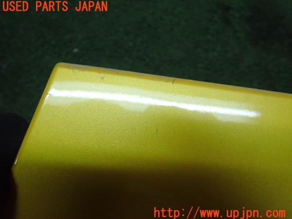 3UPJ=9227840012]ルノー メガーヌ R.S.(ルノー・スポール)(DZF4R)純正 768560131R 768570131R サイドモール サイドパネル 中古_3