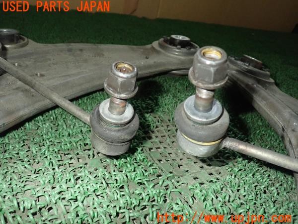 3UPJ=9227840429]ルノー メガーヌ R.S.(ルノー・スポール)(DZF4R)純正 545000010R 545010011R フロントロアアーム スタビリンク付き 中古_3