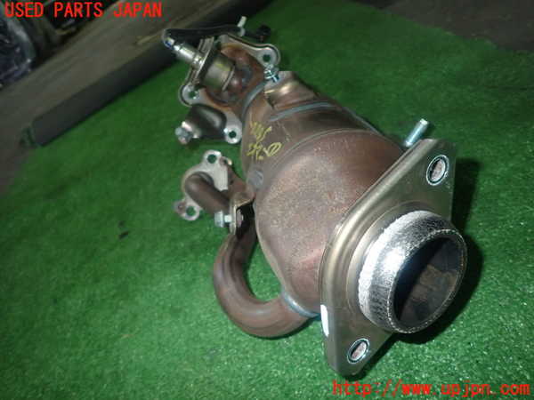 1UPJ-9227852041]シエンタハイブリッド(MXPL10G)エキマニ1 触媒 マニバーター 中古_4