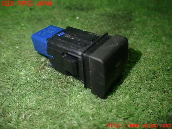 1UPJ-9227856308]シエンタハイブリッド(MXPL10G)スイッチ3 (VSC OFF) 中古_2