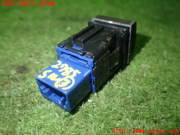 1UPJ-9227856308]シエンタハイブリッド(MXPL10G)スイッチ3 (VSC OFF) 中古_3