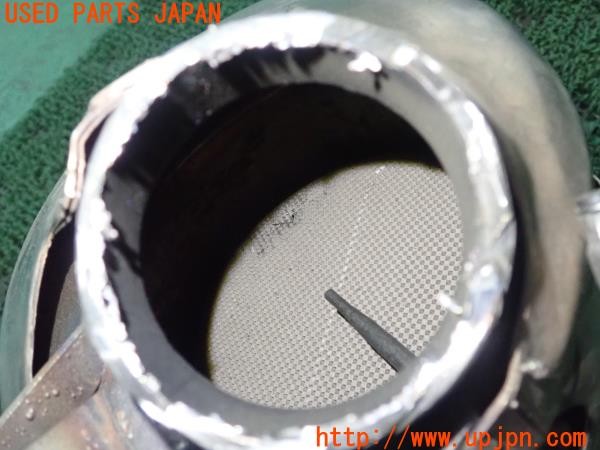 3UPJ=9227870159]ルノー アルカナ(LJLH4MH)純正 触媒 切断加工品 中古_4