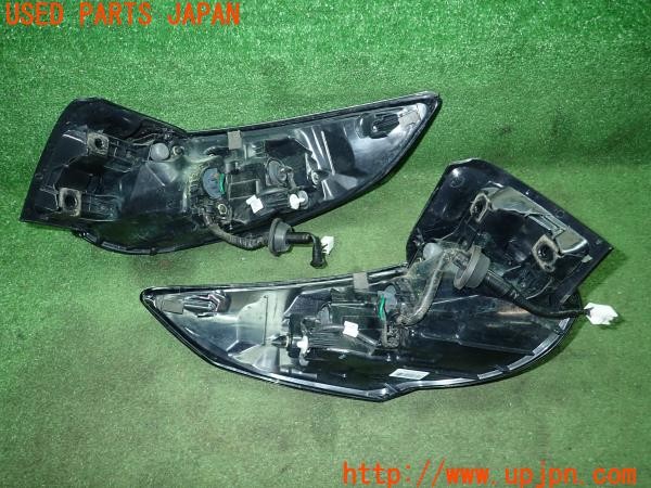 3UPJ=9227930547]CX-8 25S(KG5P)純正 テールランプ 中古_2