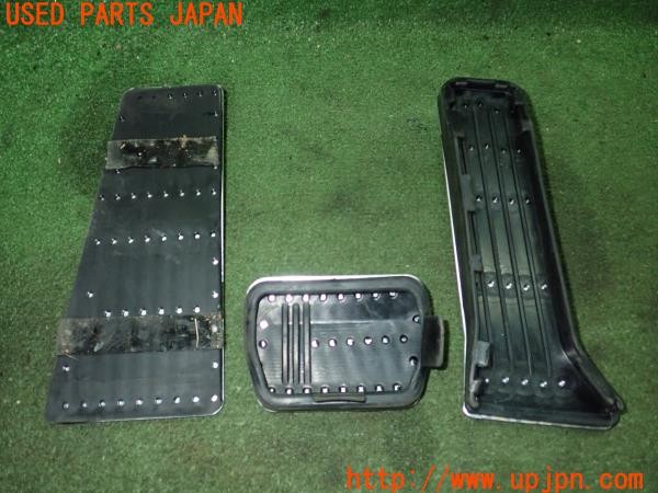 3UPJ=9227930630]CX-8 25S(KG5P)社外 ペダルカバー 中古_2
