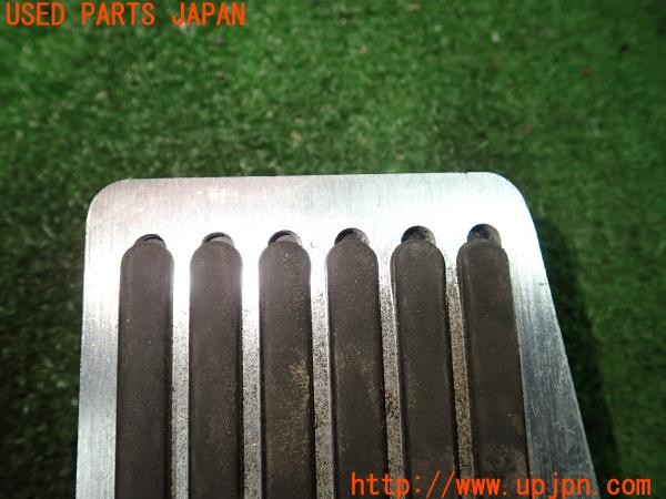 3UPJ=9227930630]CX-8 25S(KG5P)社外 ペダルカバー 中古_3