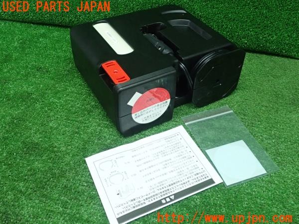 3UPJ=9227950625]レクサス CT200h(ZWA10)純正 パンク修理キット エアコンプレッサー 中古_2