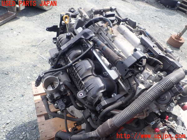 1UPJ-9227952010]レクサス・CT200h(ZWA10)エンジン 2ZR-FXE 中古_2
