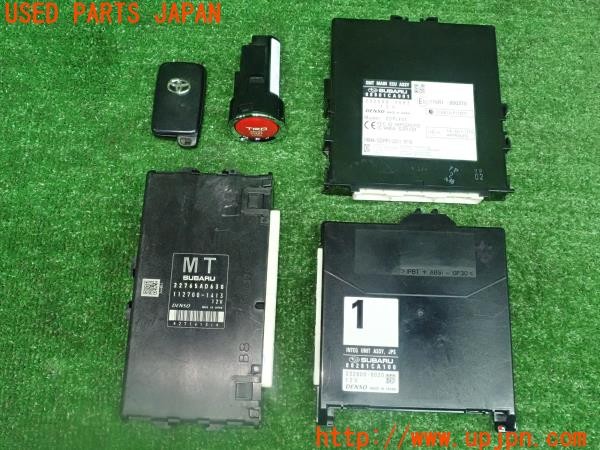 3UPJ=9227960517]86(BRZ)(ZN6 A型)純正 エンジンコンピューター一式 ECU スマートキー イモビライザー 5点 中古_1