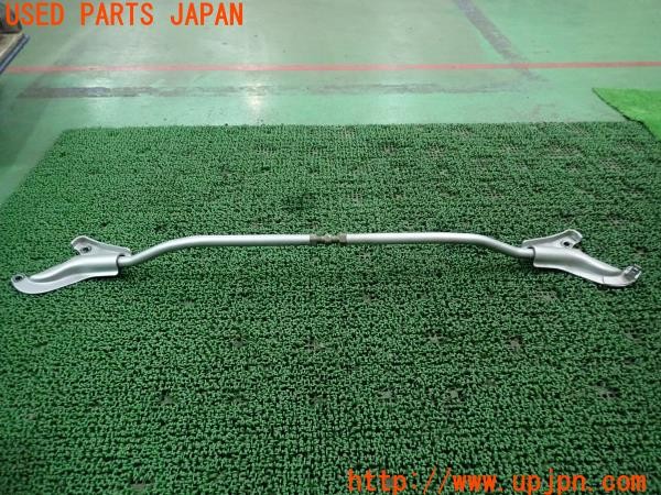 3UPJ=9227980705]スカイライン 25GT-X(ER34)前期 純正? フロントタワーバー 中古_2