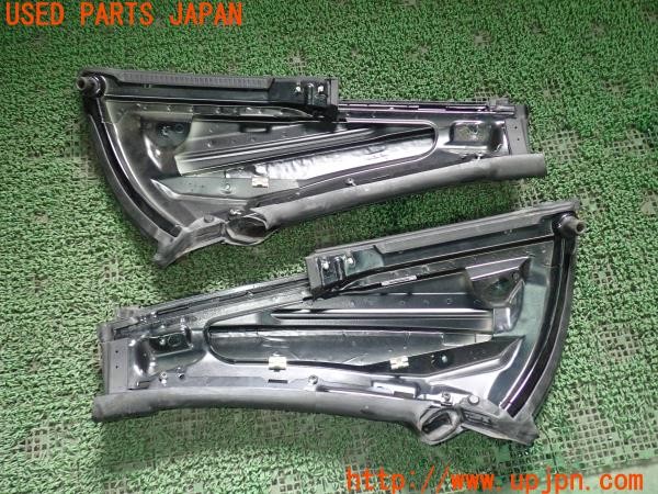 3UPJ=9227990013]ベンツ SLK350(171456 R171)前期 純正 Cピラーパネル 中古_5