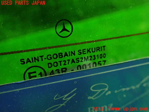 1UPJ-9227991560]ベンツ SLK350 R171(171456)リアガラス 中古 SAINT-GOBAIN M23100 43R-001057_3