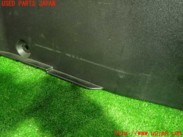 1UPJ-9227997771]ベンツ SLK350 R171(171456)ラゲッジトレイ1 中古_4