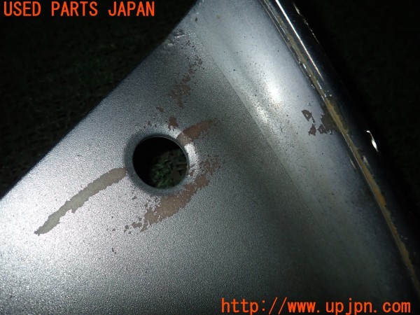 3UPJ=9228010001]ランクル100(UZJ100W)前期 社外 ライセンスプレート メッキライセンスプレート  メッキカバー 中古_4
