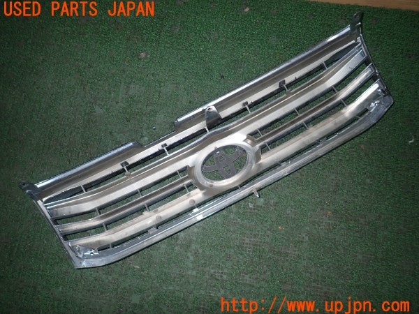 3UPJ=9228010047]ランクル100(UZJ100W)前期 UNCLE 725B2 FJ100 フロントグリル 中古_2