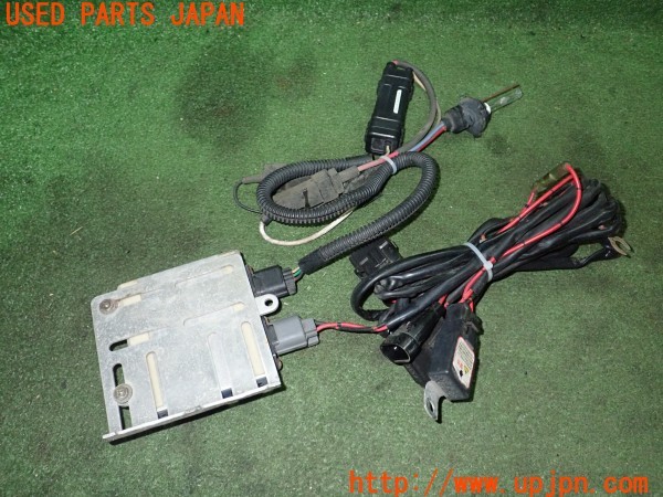 3UPJ=9228010512]ランクル100(UZJ100W)前期 BELLOF ベロフ SPEC LE MANS GT HIDキット② フォグランプ 12V 中古_2