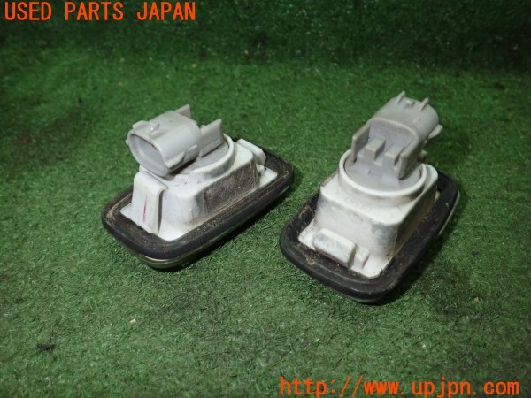3UPJ=9228010530]ランクル100(UZJ100W)前期 DEPO デポ 01-212-1410N-Y サイドマーカー 中古_3