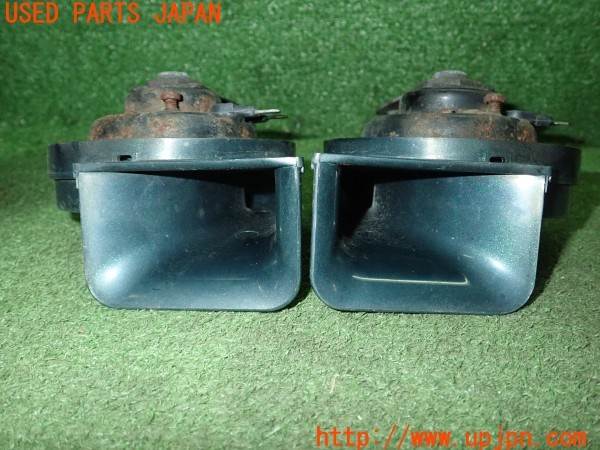 3UPJ=9228010563]ランクル100(UZJ100W)前期 MITSUBA ミツバ ALPHA HORN アルファホーン MBH-2E11 MBL-2E12 ホーン 中古_3