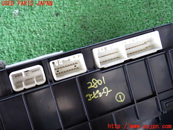 2UPJ-9228016146]ランクル100系(UZJ100W)コンピューター1 中古_2