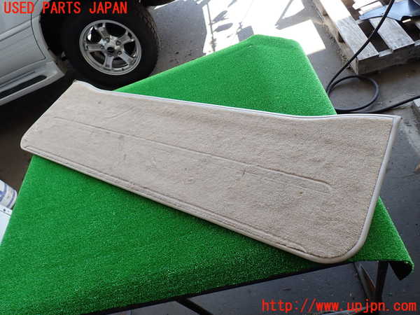 2UPJ-9228011578]ランクル100系(UZJ100W)バックドア内張り 中古_3