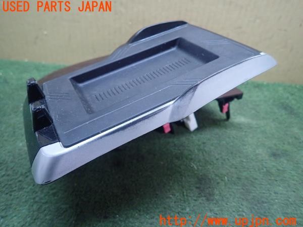 3UPJ=9228040615]ハリアー(ZSU60W)純正 55422-48090 シフトパネル YAC製スマホホルダー付き 中古_3