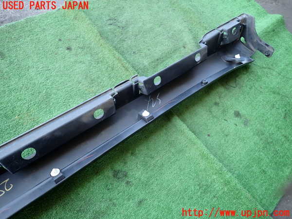 2UPJ-9228041392]ハリアー(ZSU60W)左サイドステップ 中古_4