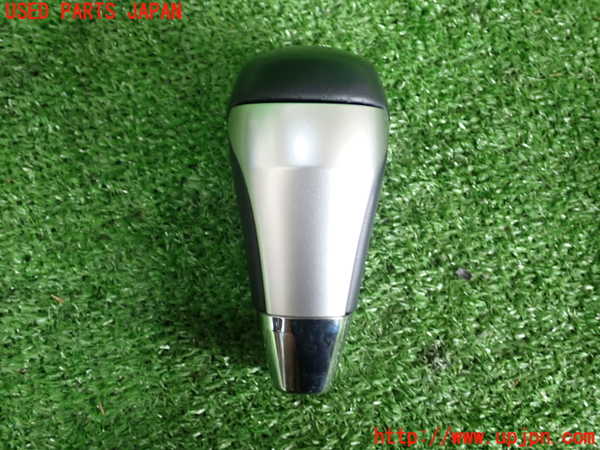 2UPJ-9228047570]ハリアー(ZSU60W)シフトノブ 中古_2