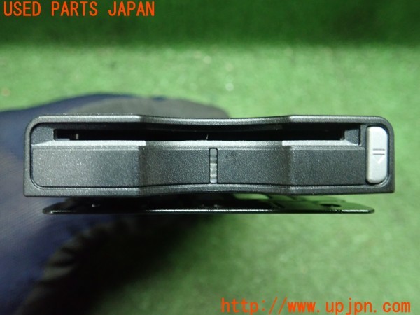3UPJ=9228050503]ベンツ CLA180(117942 X117)三菱電機 ミツビシ EP-9UD11N ETC車載器 中古_3