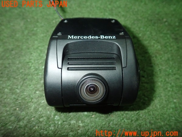 3UPJ=9228050579]ベンツ CLA180(117942 X117)純正 208-160093 ドライブレコーダー 中古_3