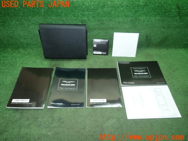 3UPJ=9228050802]ベンツ CLA180(117942 X117)取扱説明書 取説 車両マニュアル 中古_2
