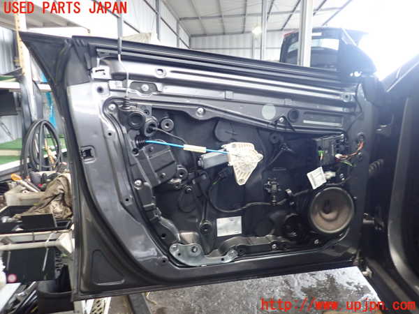 2UPJ-9228051260]ベンツ CLA180 シューティングブレーク(117942)左前ドア (43R-00050 M62) 中古_3