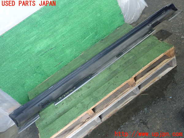 2UPJ-9228051392]ベンツ CLA180 シューティングブレーク(117942)左サイドステップ 中古_4