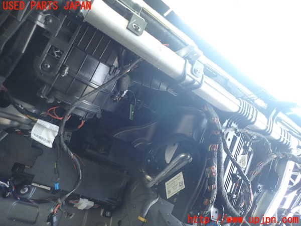 2UPJ-9228056081]ベンツ CLA180 シューティングブレーク(117942)エバポレーター1 中古_2