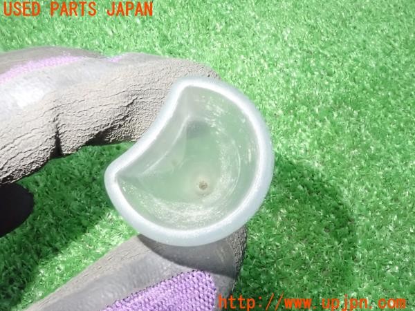 3UPJ=9228060652]VW ニュービートルカブリオレ(1YAZJ)純正 フラワーベース 一輪挿し 花瓶 中古_4