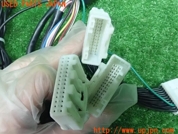 3UPJ=9228080507]ハリアー(ZSU60W)Data system T-90DL テレビナビキット TVキット 中古_3