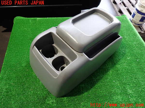 2UPJ-9228097540]ハイエースバン200系(KDH201V)センターコンソール 中古_3