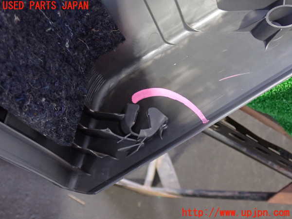 2UPJ-9228097740]ハイエースバン200系(KDH201V)スカッフプレート (ジャンク品) 中古_4