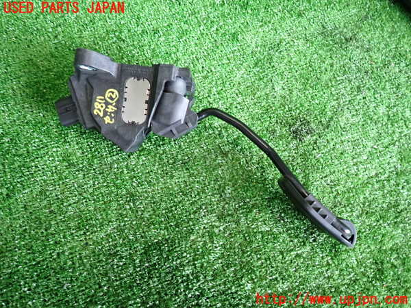 2UPJ-9228116382]レクサス・NX300h(AYZ10)センサー2 中古_2
