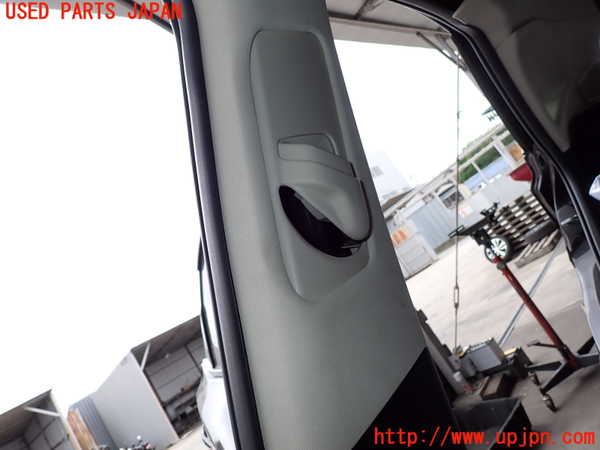 2UPJ-9228117665]レクサス・NX300h(AYZ10)右センターピラートリム 中古_2
