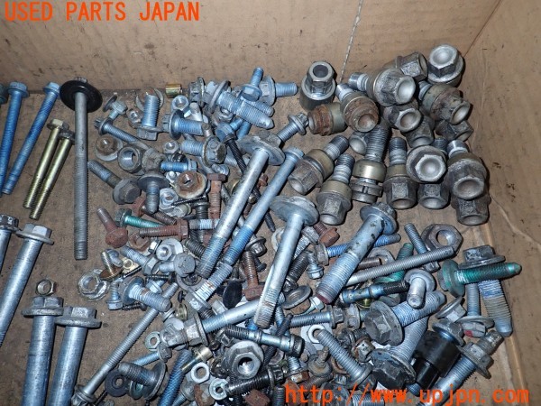 3UPJ=9228130720]ポルシェ ボクスター(98623 986型)ネジ・ナット・ステー類 セット ジャンク_4